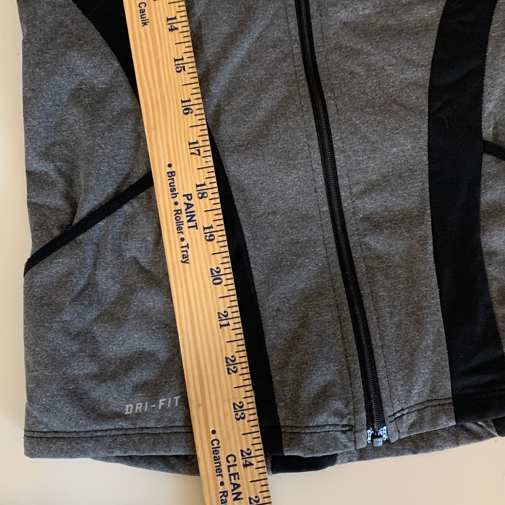 Nike Charcoal and Black Sports Jacket women’s extra small - Picture 13 of 13